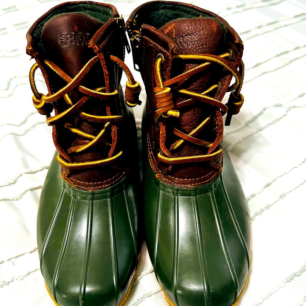 Sperry Top Sider Duck Boots, Size 5